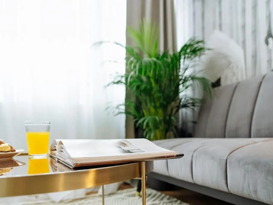 Charming & Modern Studio - Cismigiu Park - Netflix Bucharest Romania