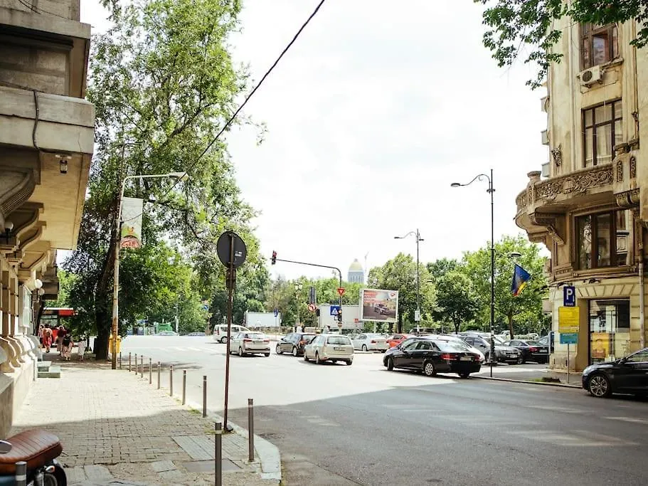 Charming & Modern Studio - Cismigiu Park - Netflix Bucharest 0*,  Romania