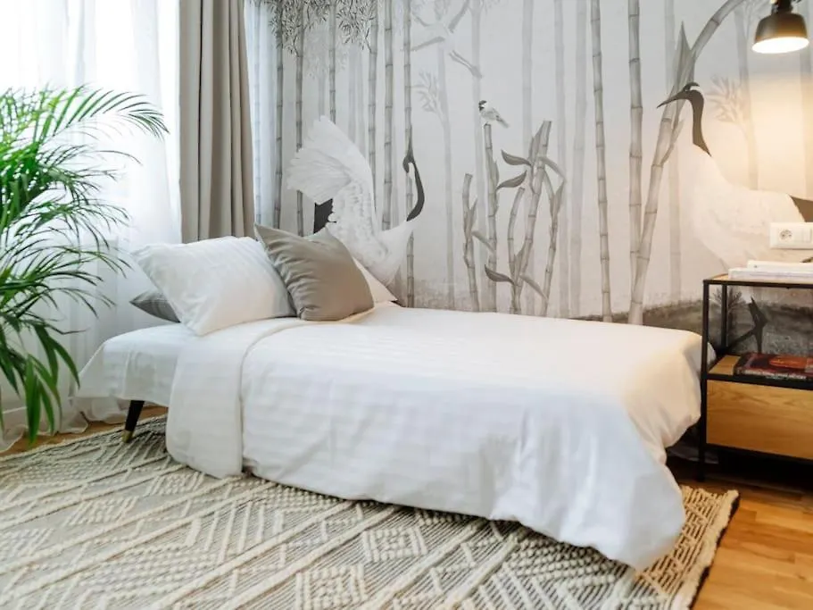 Apartment Charming & Modern Studio - Cismigiu Park - Netflix Bucharest